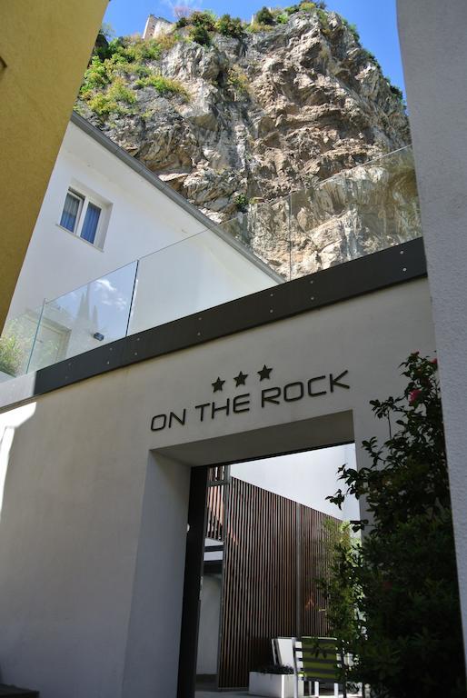Hôtel On The Rock à Arco Extérieur photo